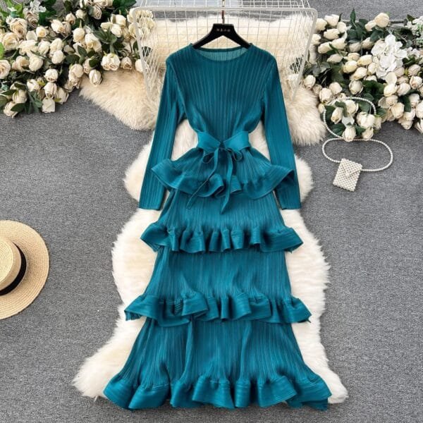 Cake Heavy Industry Pleated Slim Long Dress - Image 6