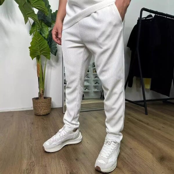 European And American Slim Fit Round Neck Pullover Short Sleeve Trousers Two-piece Set - Image 3