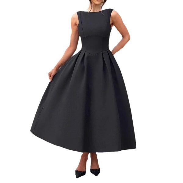 Women's Sleeveless Solid Color Hollow-out Cinched Dress - Image 3